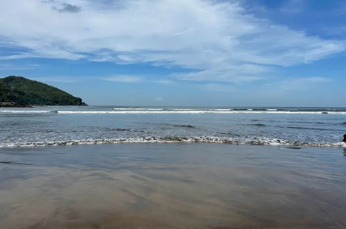 Some Popular Activities at Jetis Beach